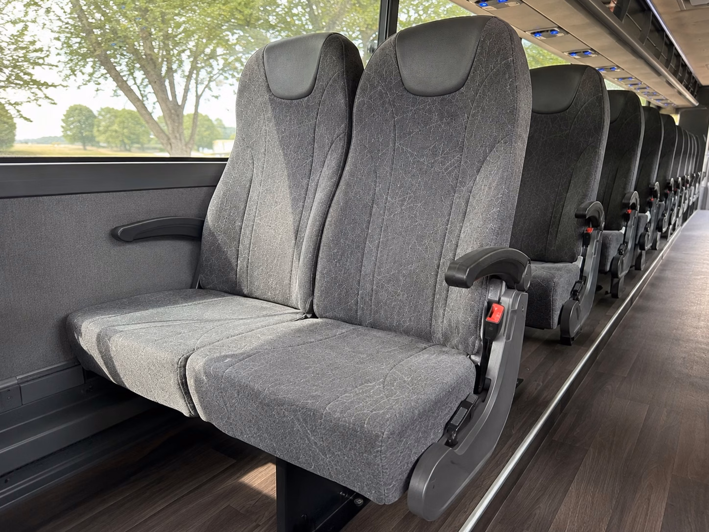 airport transfers for out of town wedding guests flying into the bay area