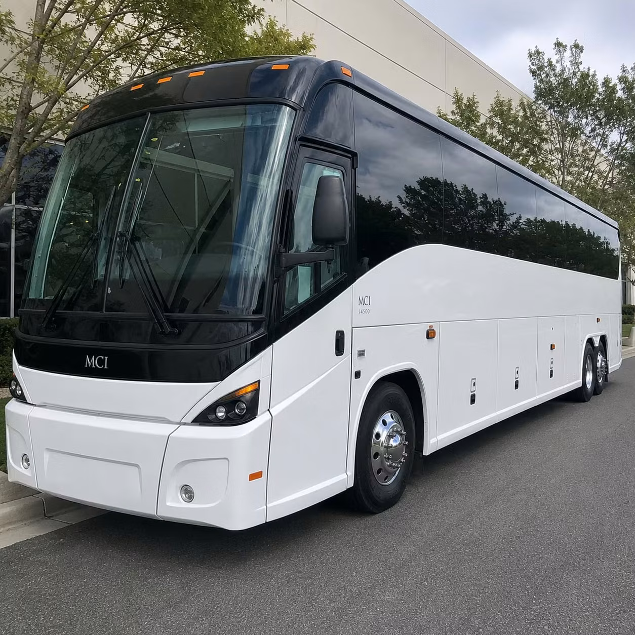 oakland airport transfers for groups flying out of the east bay